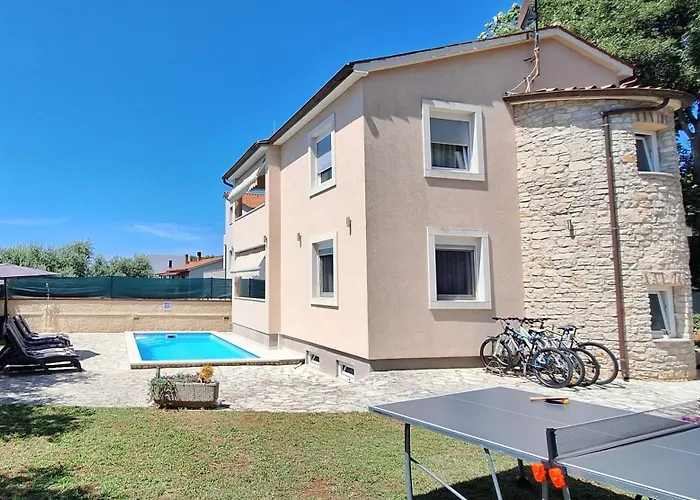 Villa Family Oaza In Pola
